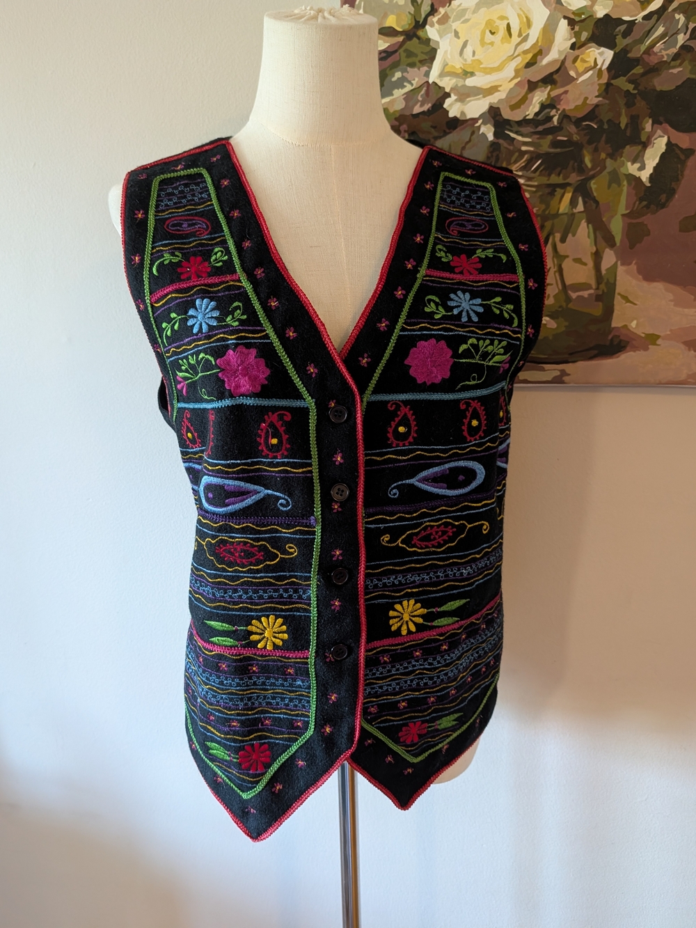 Vintage (90s/00s) Wool Blend Floral Embroidery Vest